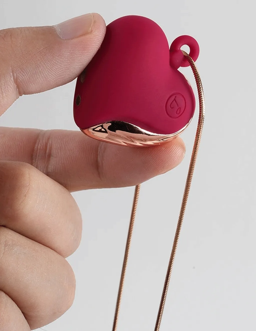 Tracy's Dog Beating Love Heart Vibrating Necklace