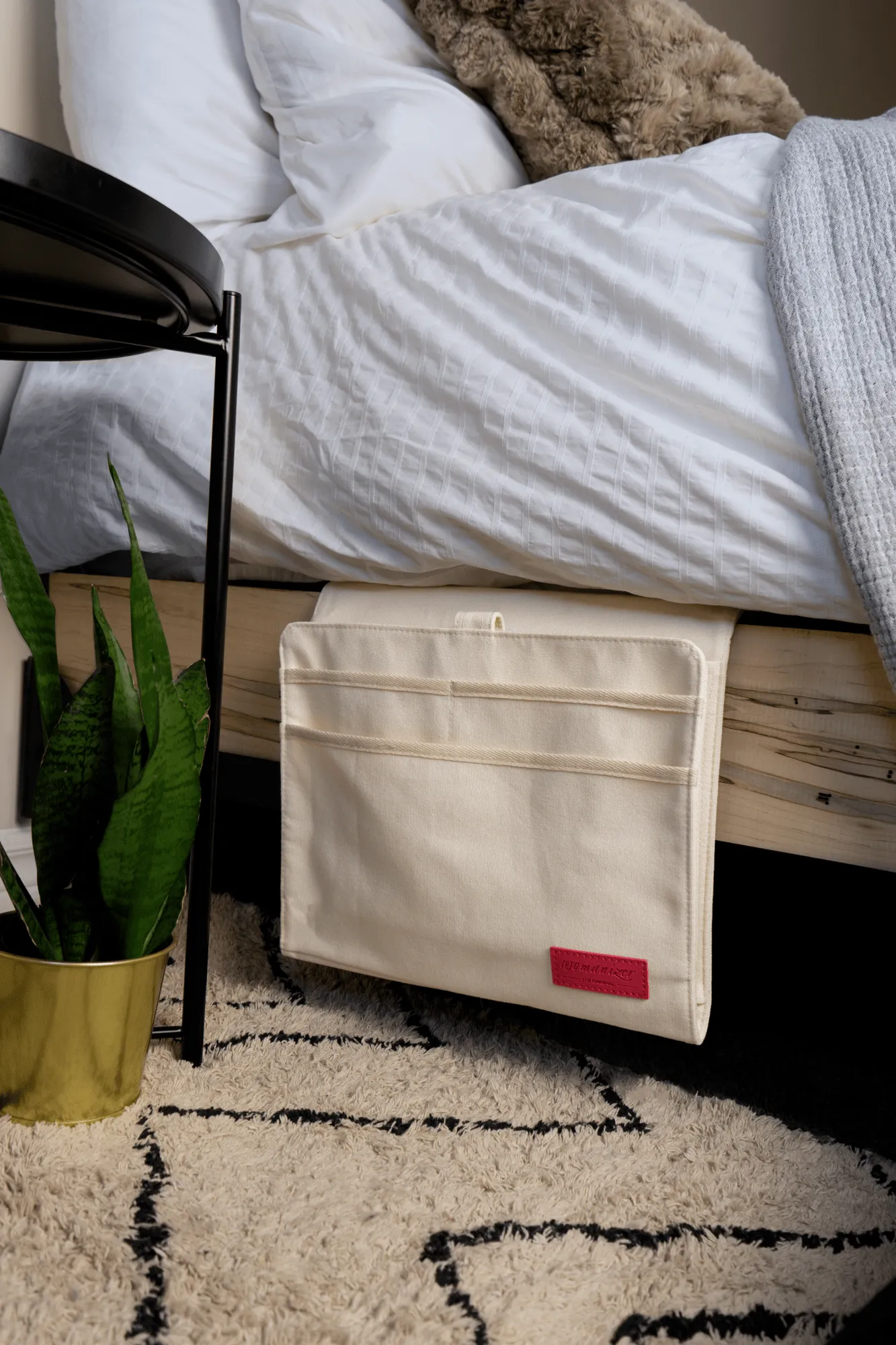 Womanizer Bedside Caddy